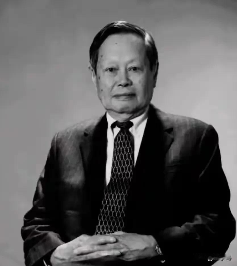 这个宇宙级的男人走了，他是世界物理学界的真神！排在他前面的只有三个，爱因斯