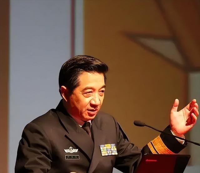 2100枚核弹，正全天候死死盯着地球的各个角落。张召忠那句“一旦开战，无处可逃”