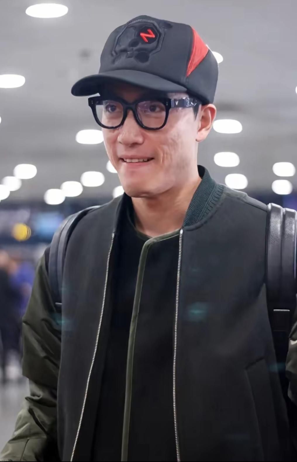 有人说刘翔情商太低了，为什么偏偏要把“二选一”发在网上呢，那样不是彻底撕破脸了吗
