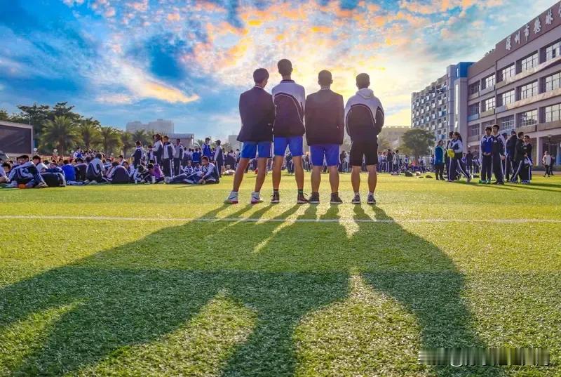 高考出分后，才真正看清中考指标到校生和统招生的差距，远不止分数那点事儿。统招生