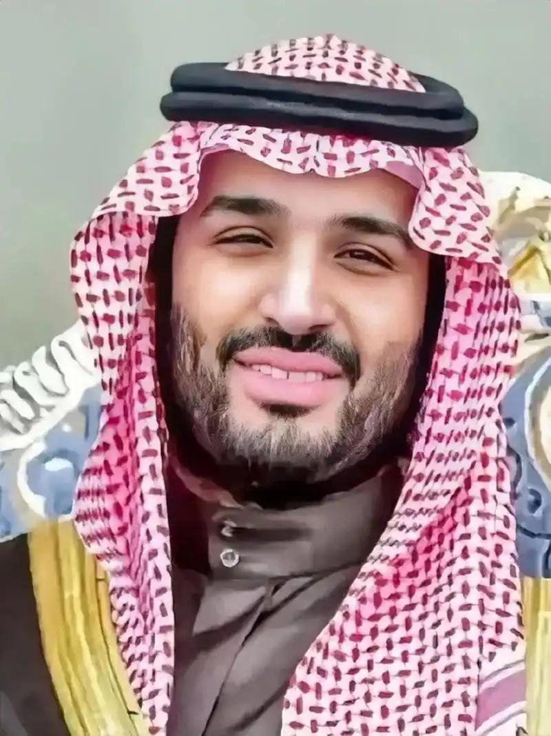 沙特警告美国，对美国施压了！据《华尔街日报》4月13日报道，沙特正在私下疯狂向美