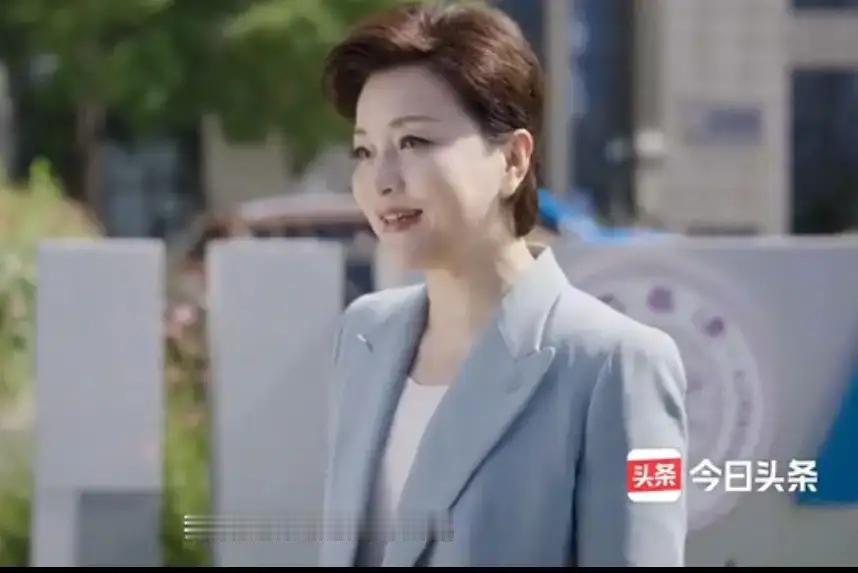 专家预测，未来中国AI企业存活率：一、华为鸿蒙：100%存活二、字节跳动：