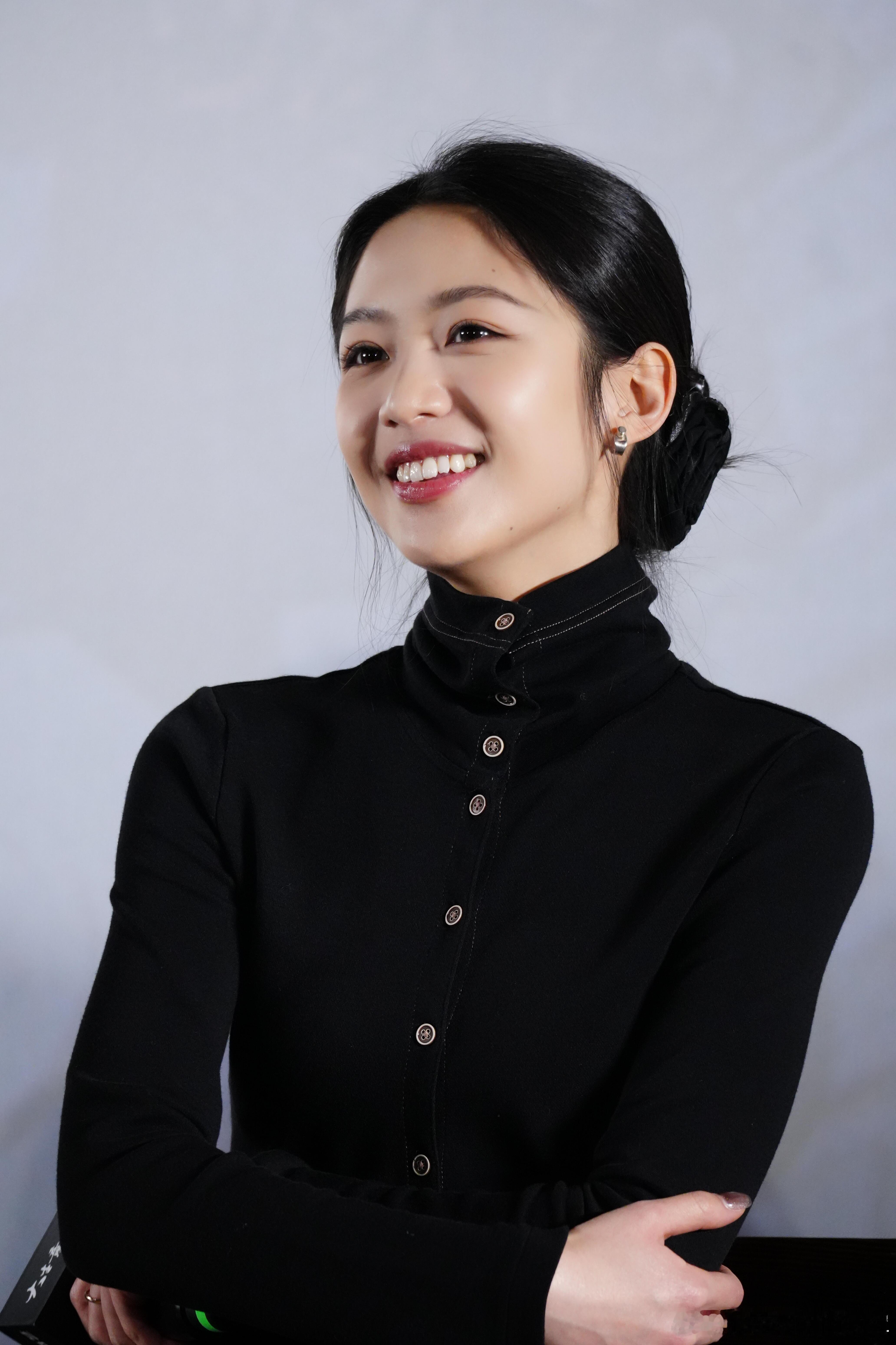 get到了向涵之的美😍！那种温婉的千金感！