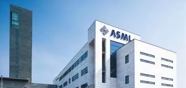 你可能知道阿斯麦光刻机，但是你一定不知道谁才是它的最大股东！​荷兰ASML是全