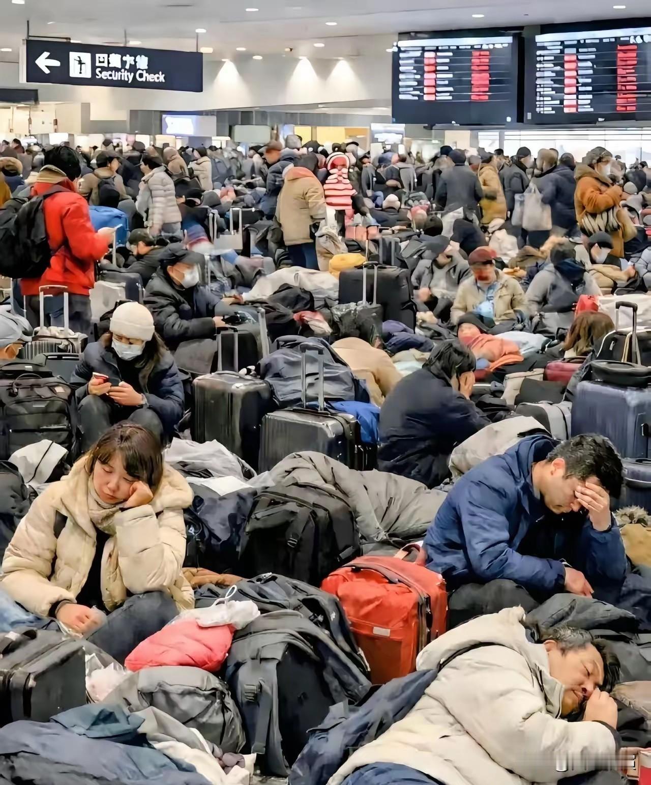这回北海道滞留了一大批人，网上不少人叫好，我还真觉得没毛病。北海道滞留大