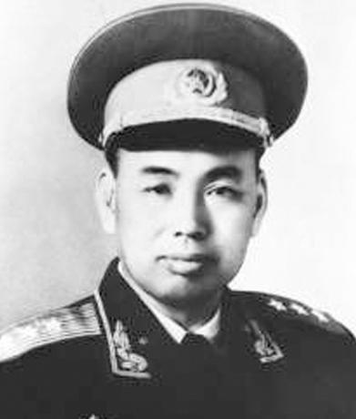 1938年，许世友找刘伯承报到，刘伯承给他安排了一个副旅长的职务，曾当过军长的许