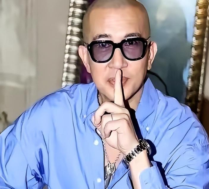 大S女儿玥玥这个年纪小孩正是玩游戏的时候，又比较叛逆！ 后爸爸支持两个孩子玩
