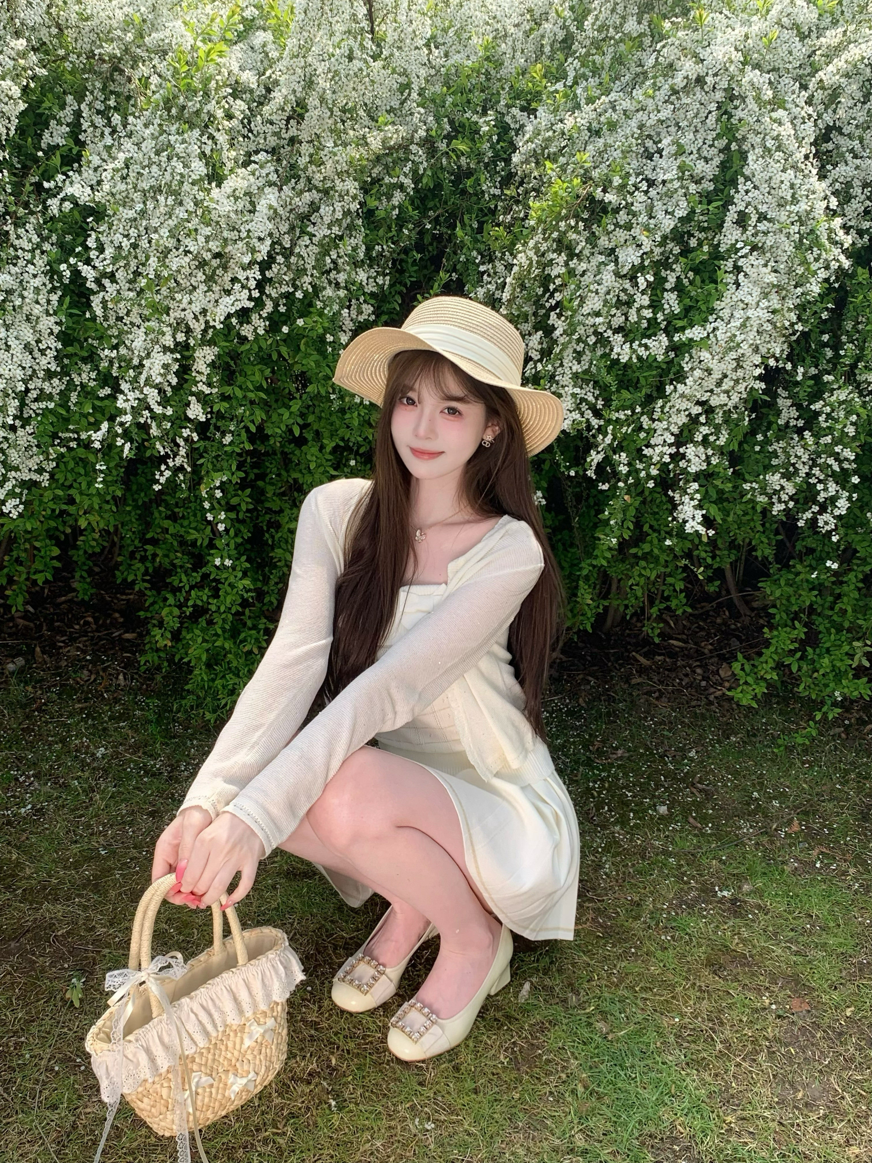 发一组live图🍃这组雪柳图都好喜欢！！新买的xr这波赢麻了好白好透✨春天