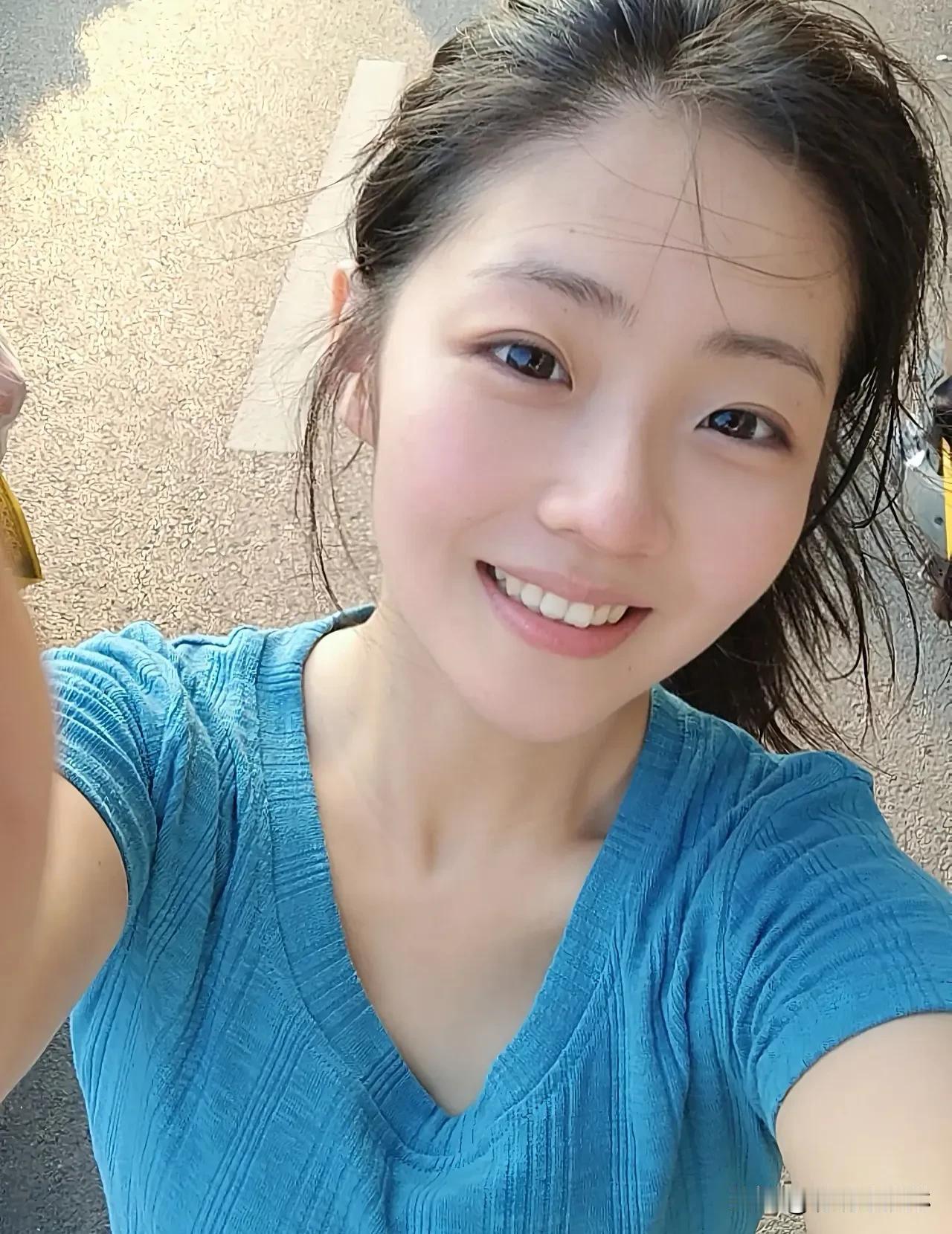素颜才是真颜值天花板！清水出芙蓉，天然去雕饰，告别滤镜，自信即巅峰！