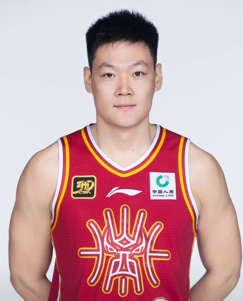 球队四连败了，山西球迷现在都很难受，在挣扎，恨铁不成钢。输青岛输广东输山东输广州