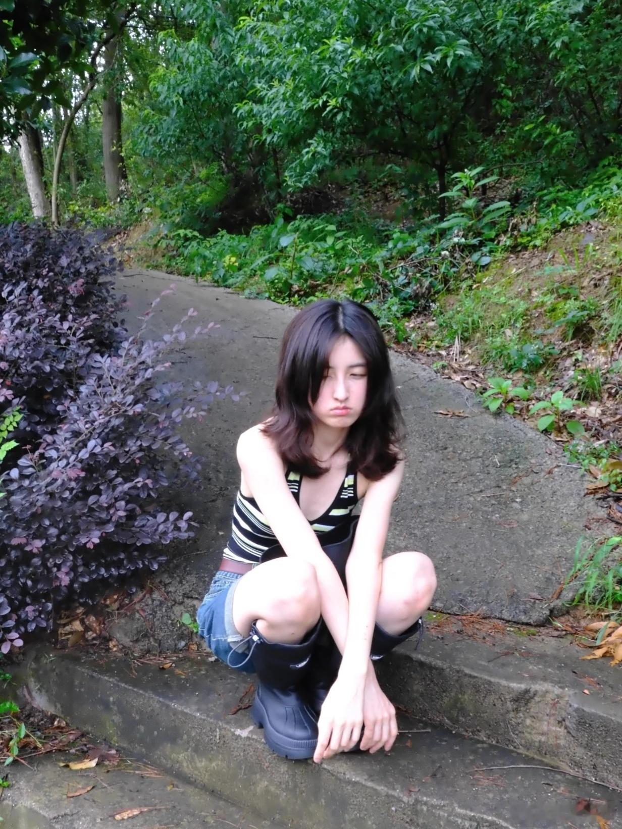 张子枫长发以为内娱上新了一直觉得张子枫很有故事感，换个造型就认不出来了，有人懂吗