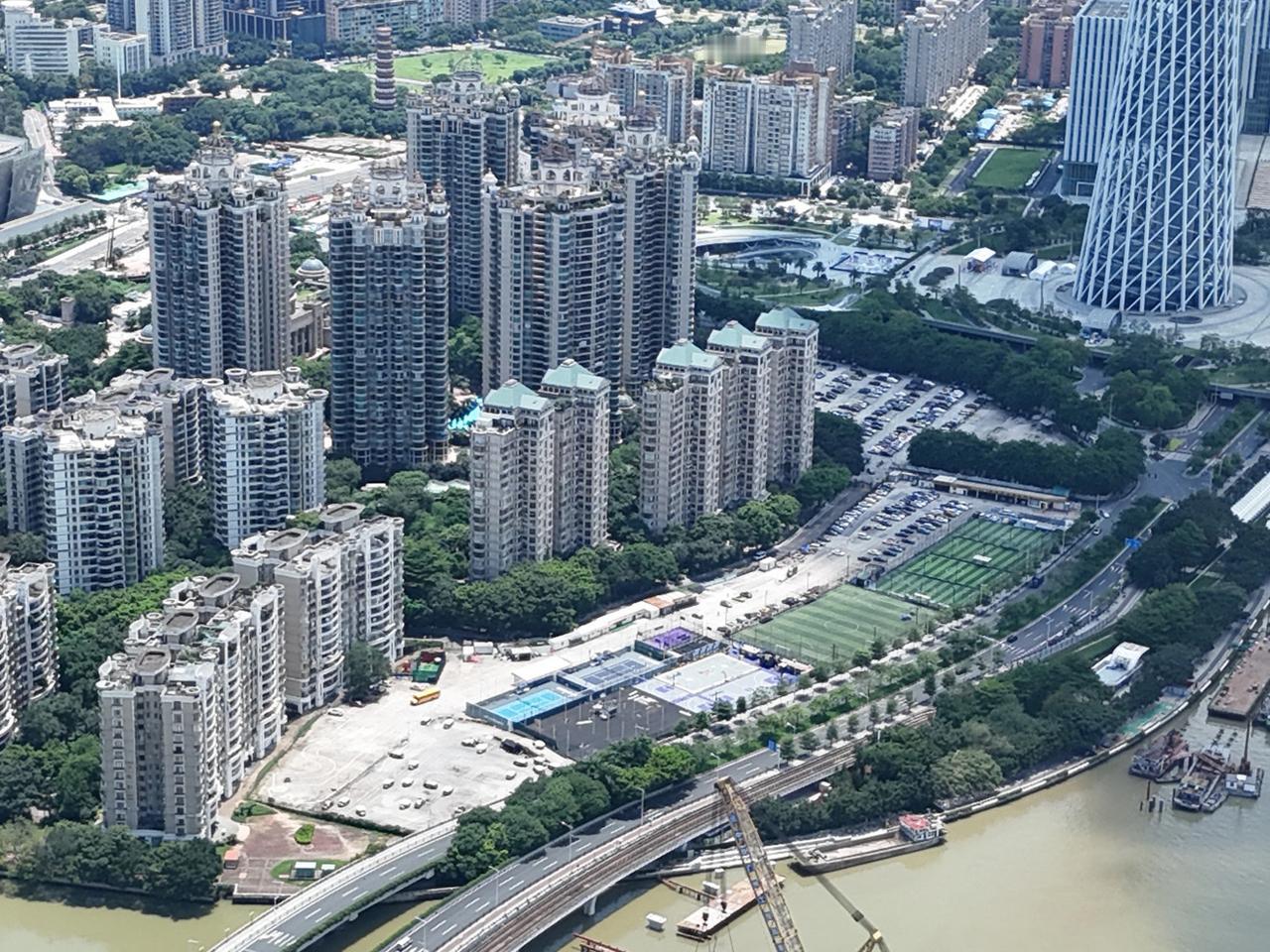 珠江帝景北侧的B地块01号场地要被收回了，停车场方要在6月30日（周一）撤离。这