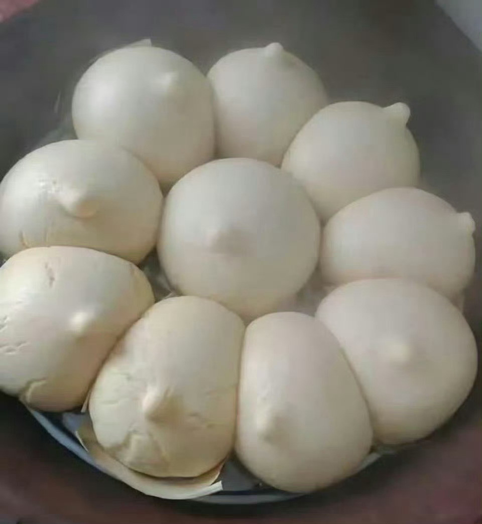 我第一次去婆婆家做客，露一小手，蒸的馒头。婆婆叫我下次别蒸了，为啥呀？