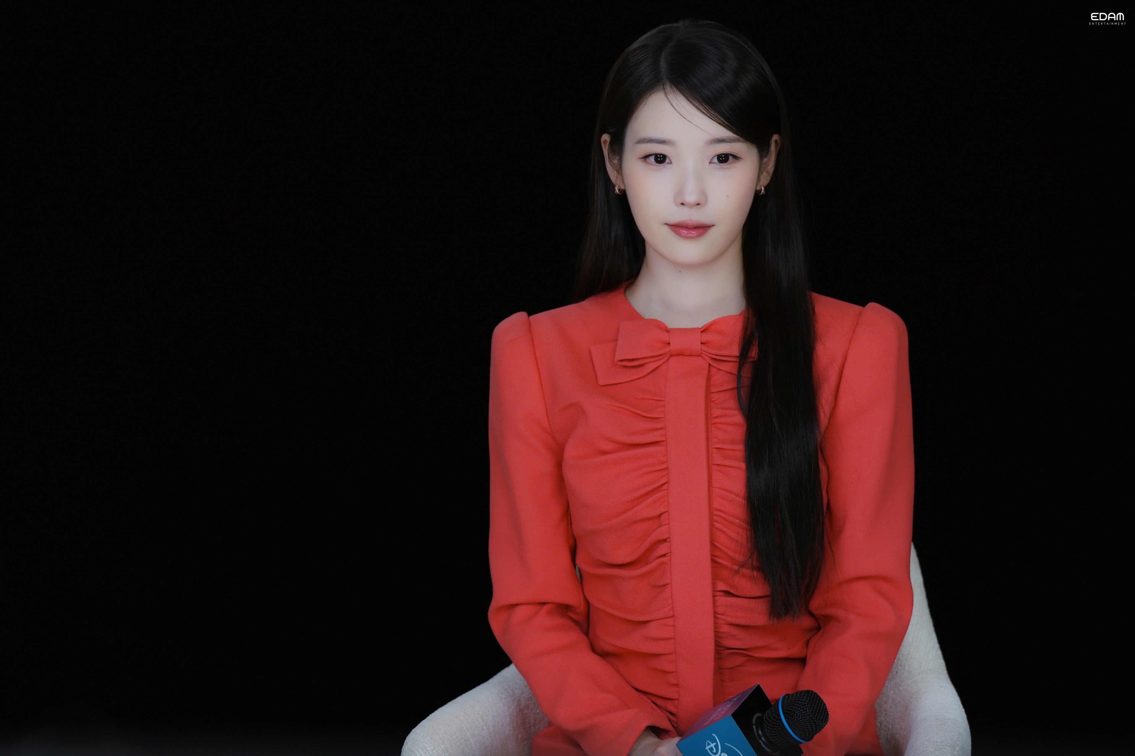 260409IU官方更新幕后花絮图Part.2