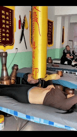 这世界终究颠成我不认识的样子！