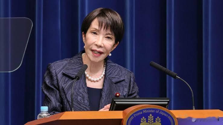 高市早苗对俄罗斯发出威胁，要求俄罗斯按她说的做，宣称日本对俄罗斯岛屿有“主权”。