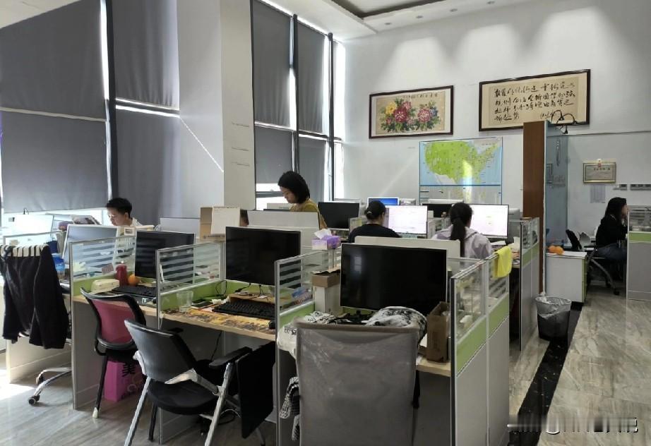 作为一个底层hr大头兵，真的有必要提醒大家一句：面试的本质就是公司，求职者互相装