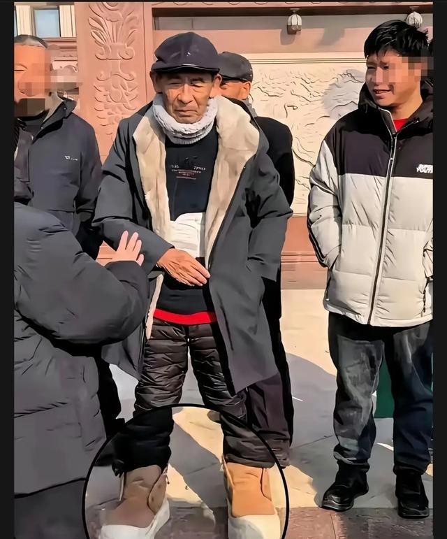 终于知道刘强东的魄力从何而来了！原来，他的父亲80年代初就辞职，借2000块钱买