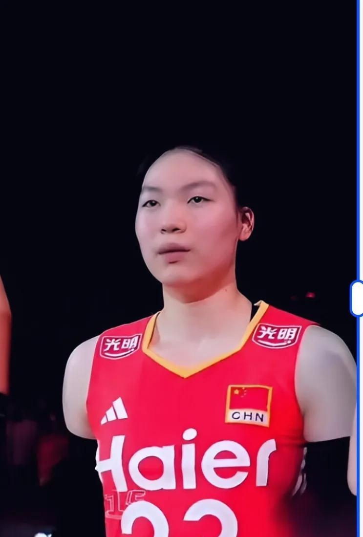 或许高意的良配二传是张籽萱？！看了高意打了多场比赛，也看了她与好几位二传的配合