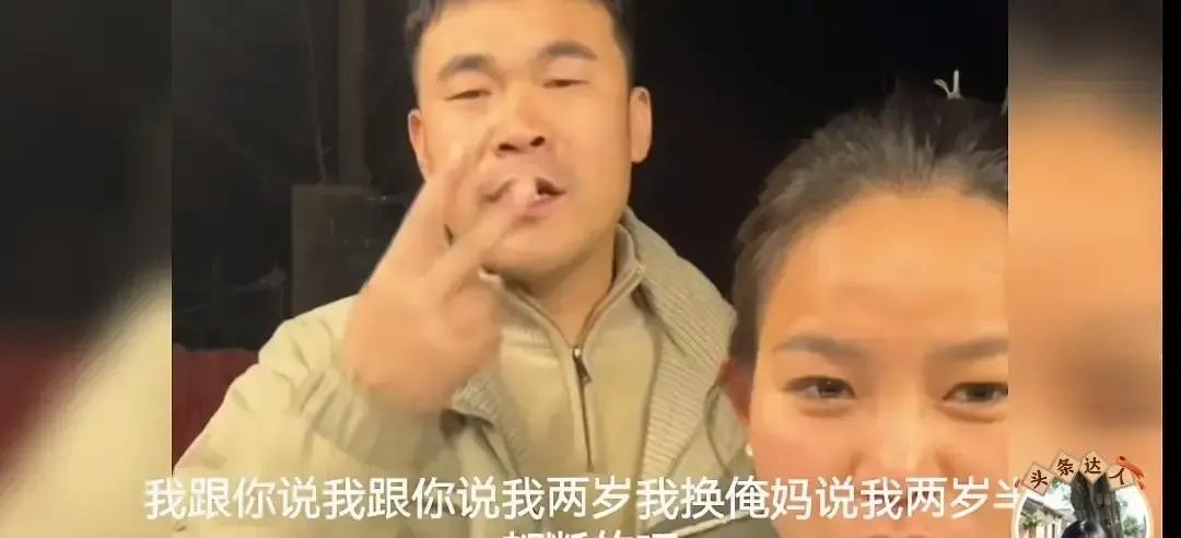 阿杜在旧采访里说自己吃到两岁半才松口，边说边眯眼笑，像又闻到妈妈衣服上的奶香。