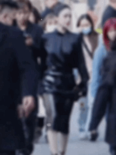 太喜欢看娜扎穿高跟鞋走路了！古力娜扎高跟鞋