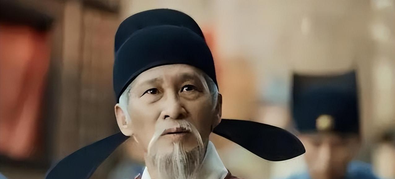 1369年，71岁朱升，向朱元璋辞行：“陛下，老臣要回家祭祖，”朱元璋欣然同意，