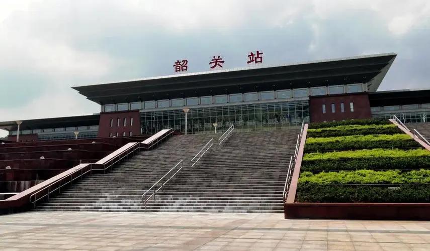 广东一直是全国高铁建设的排头兵，即便路网密度全国领先，依然还在谋划补短板、拓新线