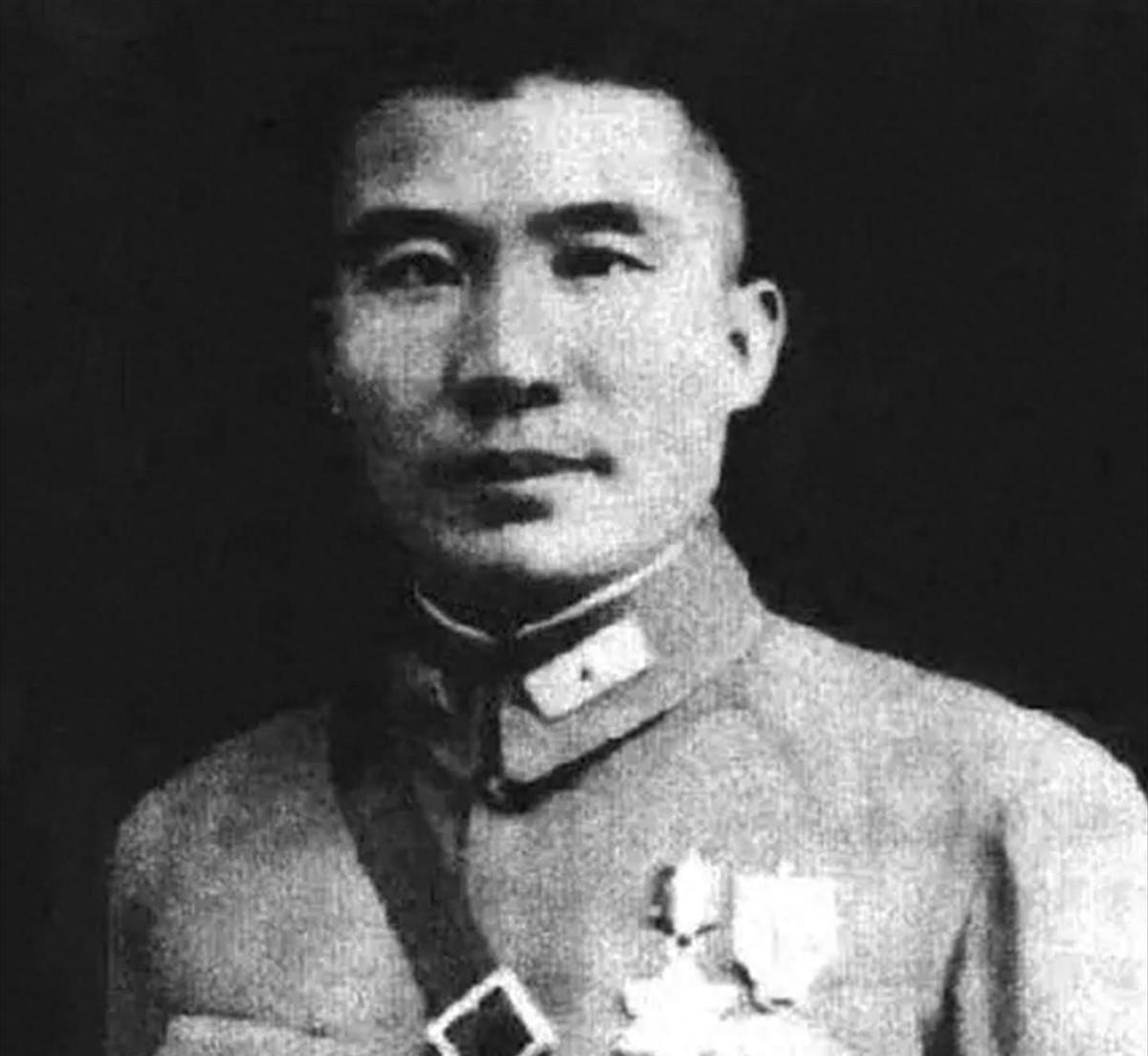 王耀武获特赦，周总理劝许世友原谅他，许世友泪流满面：我这辈子不会原谅他吗？19