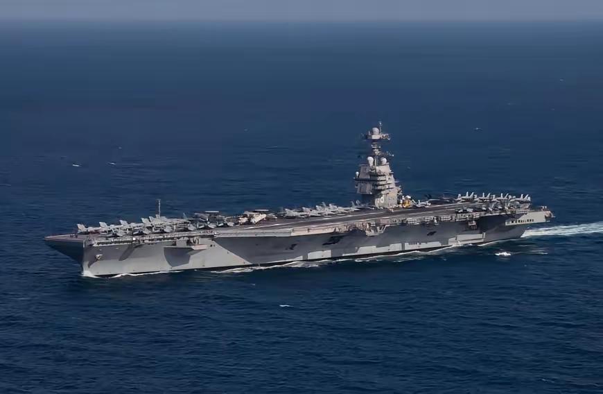 福特号航母起火没那么简单，大批舰艇已紧急前往支援，给中方提了个醒！​美国海军中