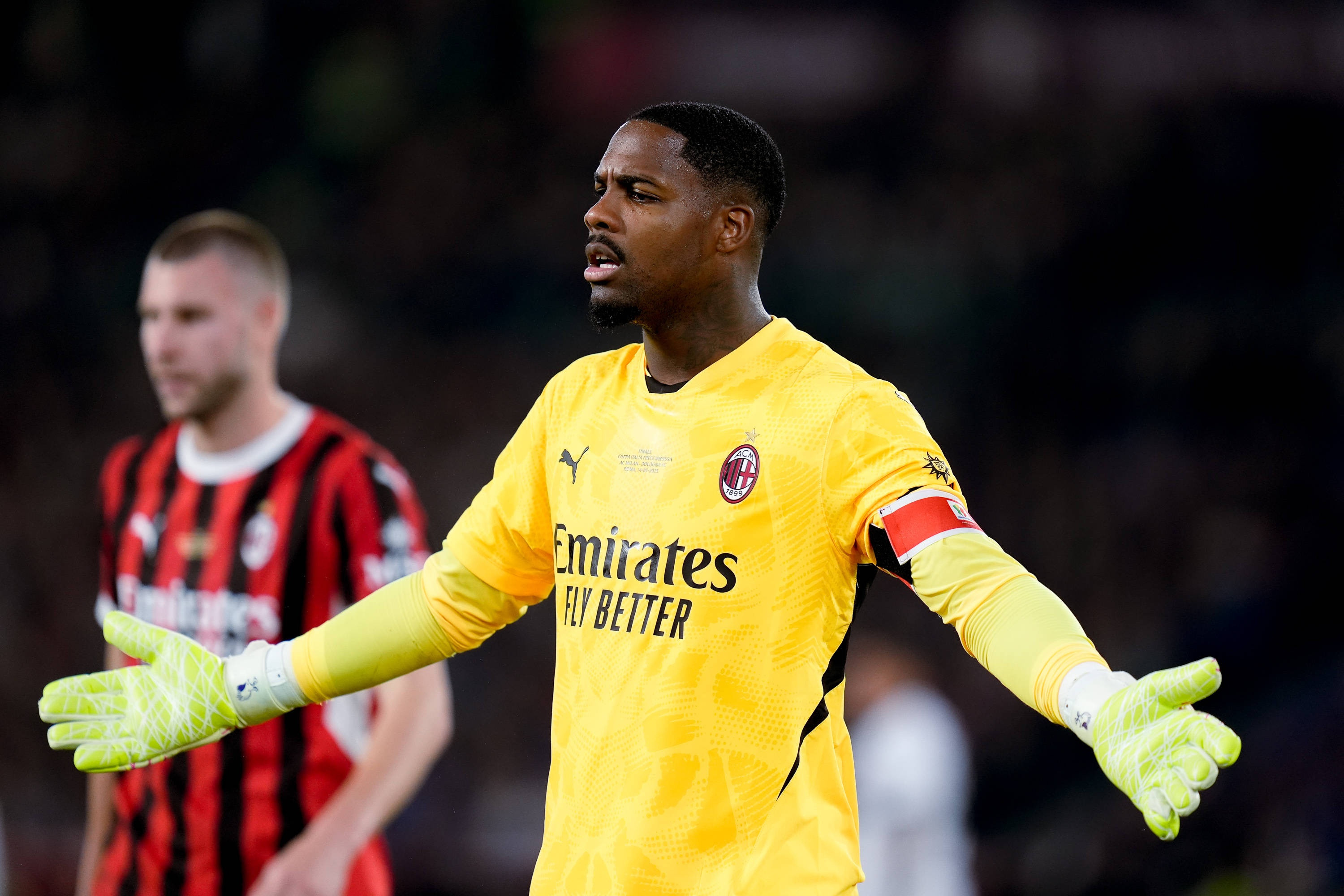 迈尼昂谈点球: 巴尔泰萨吉该怎么办? 把胳膊砍了吗, 球离他那么近