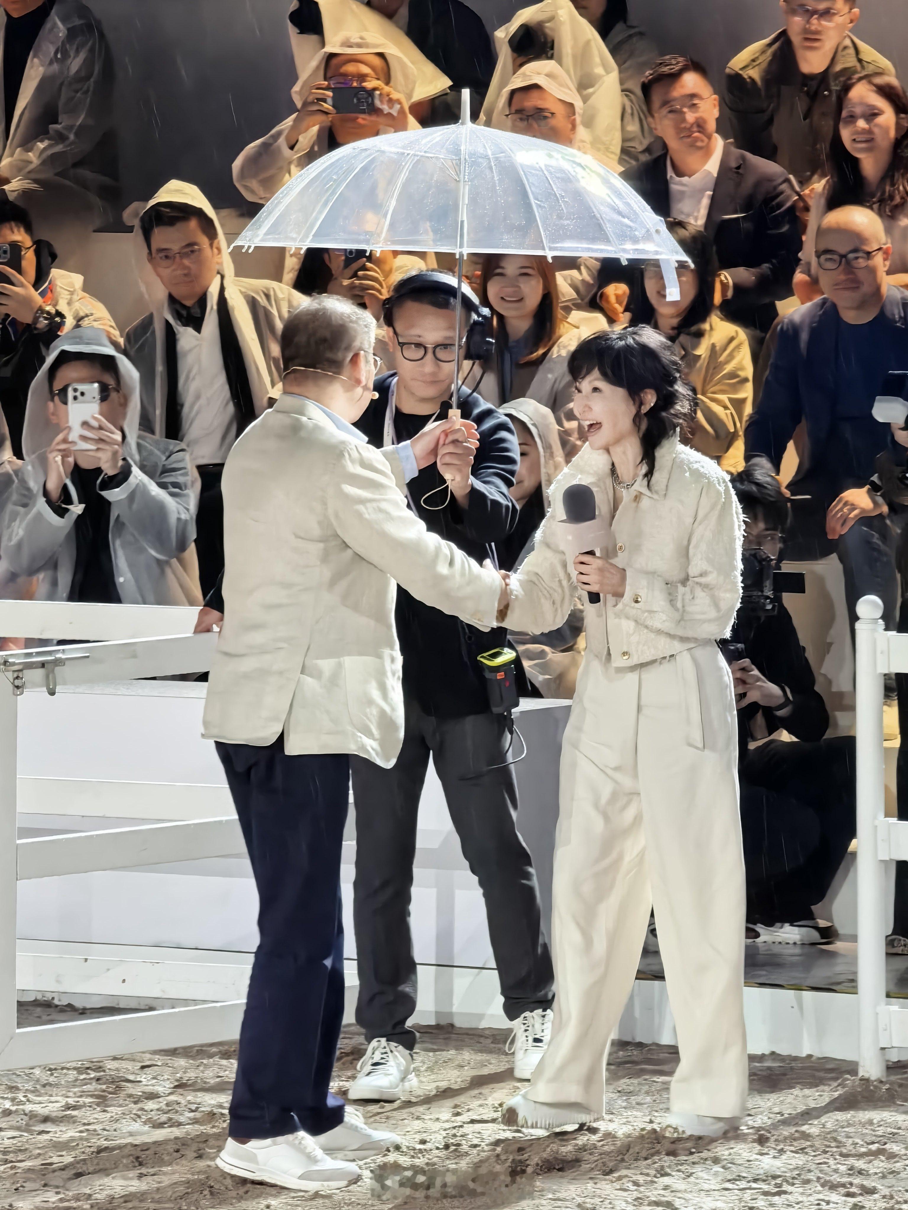 斩获戛纳、柏林国际电影节影后，五获金马奖、五获金像奖的华语殿堂级女演员——张曼玉