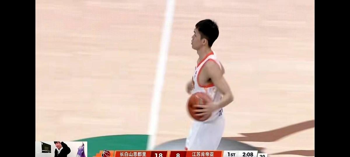 又输了！江苏男篮这球看得真是糟心。CBA常规赛第11轮，江苏肯帝亚客场72比