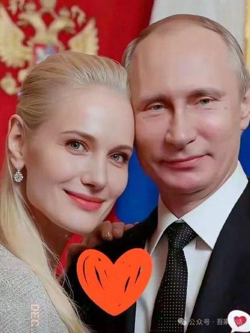 普京承认正在恋爱中。俄罗斯总统普京在2025年12月19日的年度“盘点”活动
