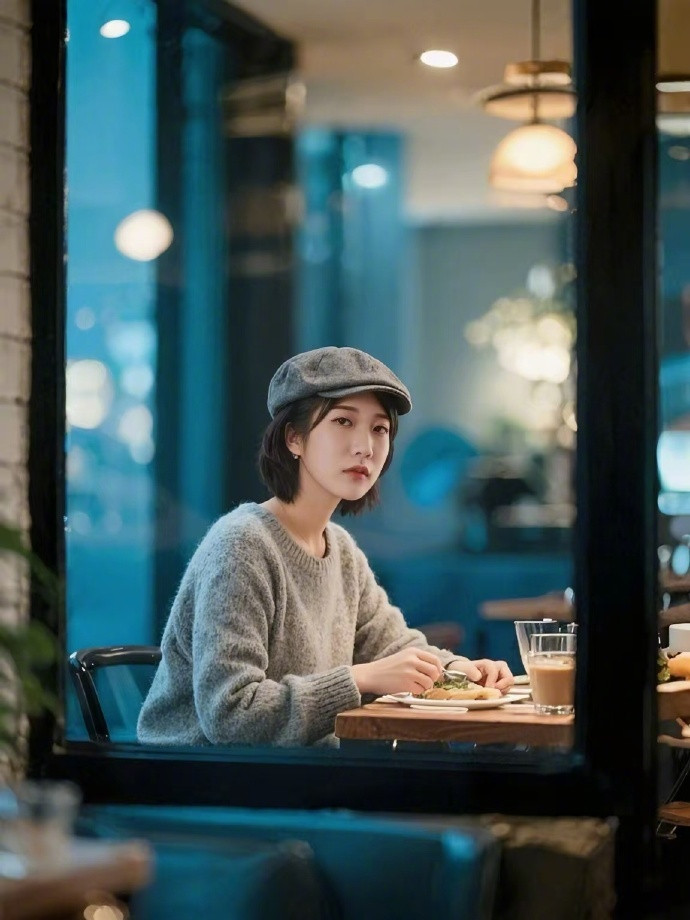 #遇害女孩母亲回忆最后一面心碎场景#【#天都塌了成都27岁女子遇害案#】12月2