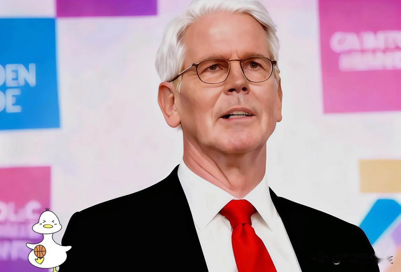 美国财政部长贝森特又出来说风凉话了！达沃斯论坛上面对美债抛售潮，他直言“一点也不