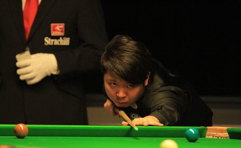 “他把范争一打成了陪练。”不是比赛，是张安达一人的舞台练习。开场1比1后，