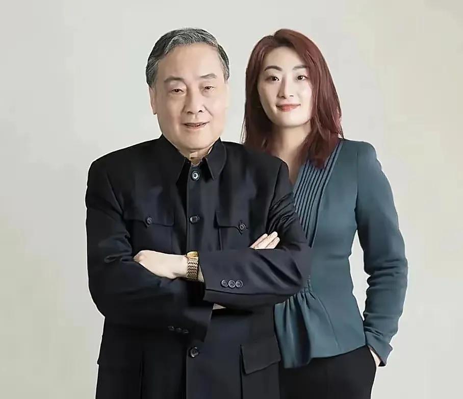 石破天惊！太狗血了！自从看到了娃哈哈的宗馥莉还有3个同父异母的弟弟妹妹以后，