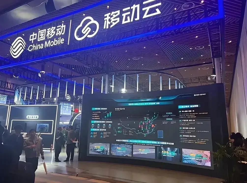 国内主流AI综合实力参考：1、字节跳动（豆包）​2、百度（文心一言/智