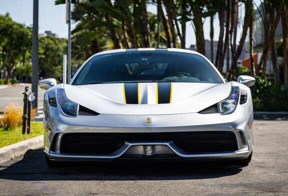 改了一圈最后还是得原厂？？458Speciale｜有些设计，真的越看越经典。