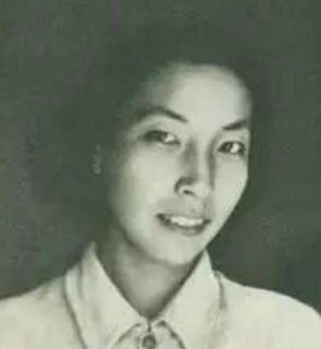 1978年，党组织派人找到浦安修，向她移交了补发给彭老总的48000元工资稿费这