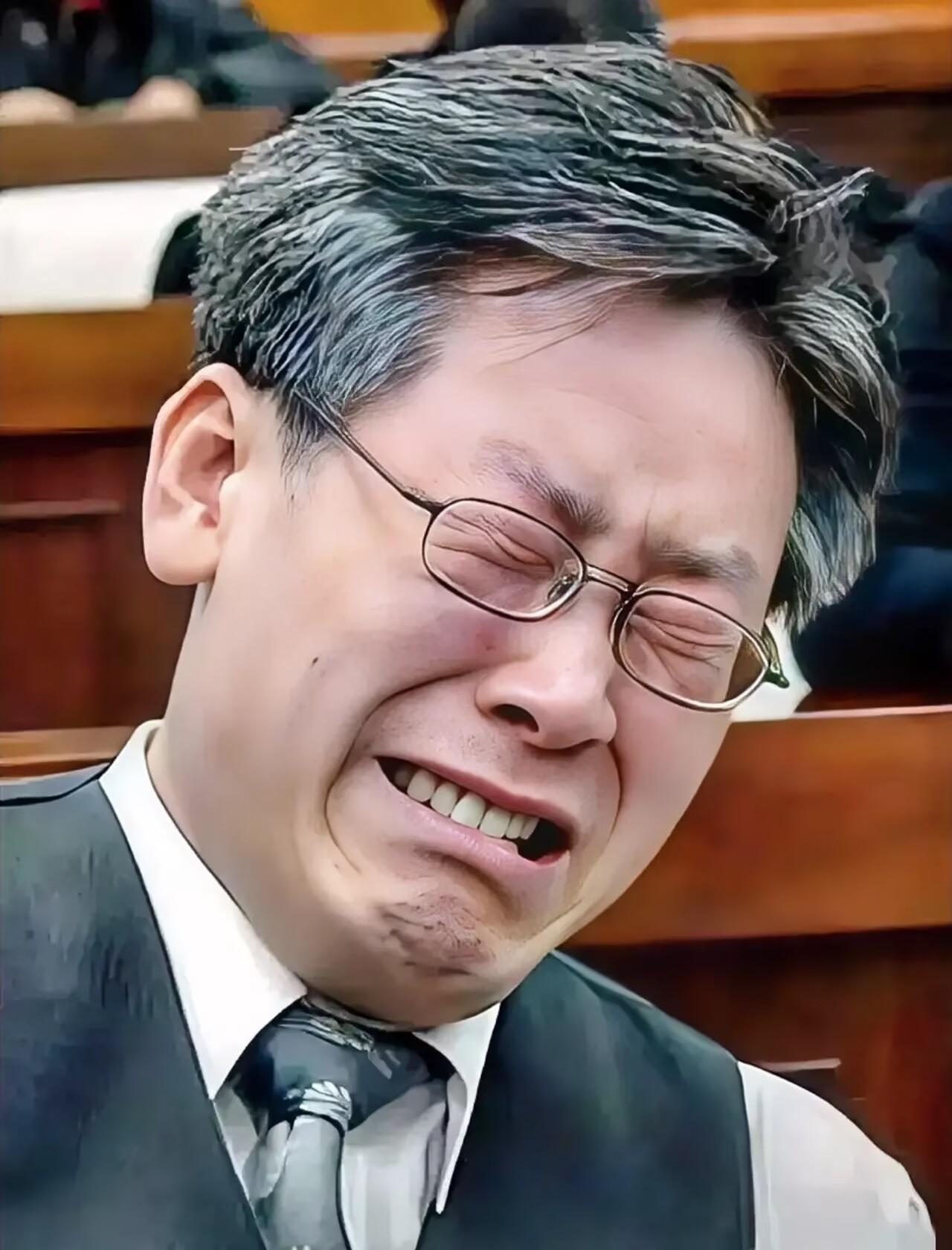韩国传来消息，当地时间10日晚间，韩国外交部正式对外通报一则重磅调查结果，瞬间