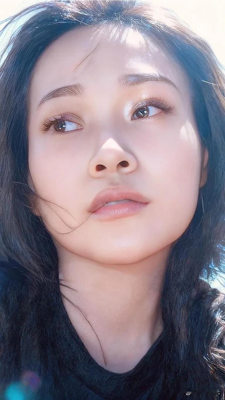 东南亚最深情的大嫂没有眼泪，没有恐惧，誓死相随，全宇宙男人的梦中情女，她让无