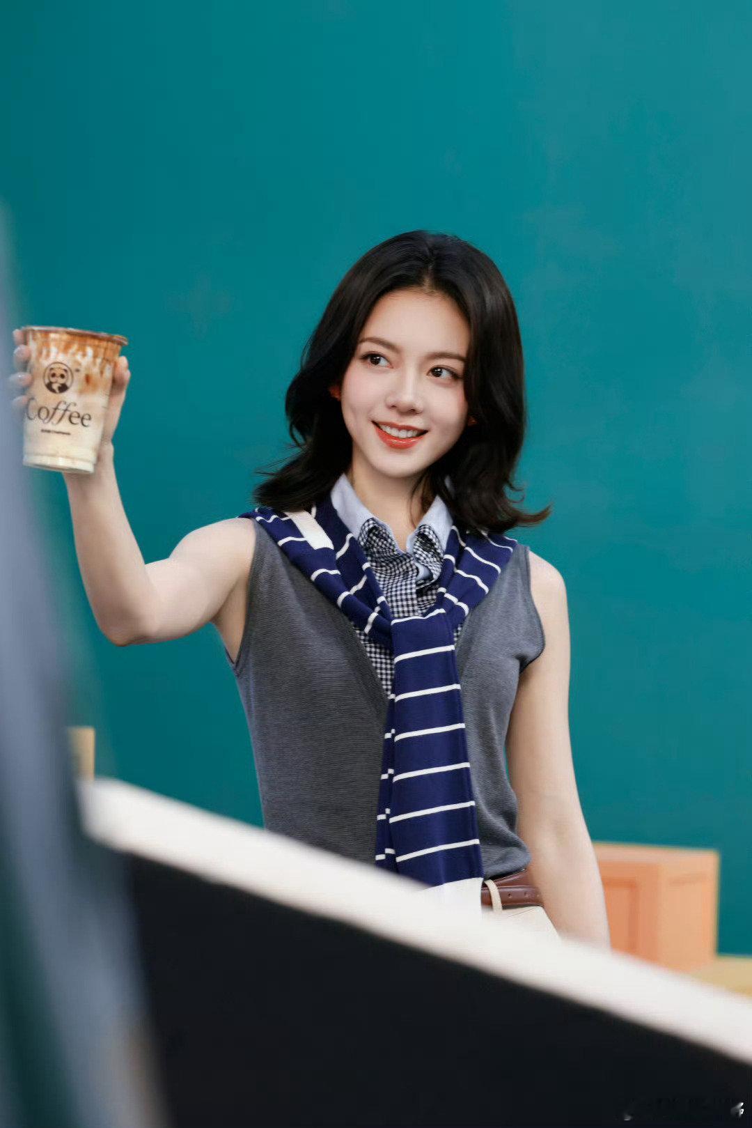 #赵今麦#美麦降临～#赵今麦##赵今麦茶百道全球品牌合伙人##赵今麦茶百道咖啡首席推荐官##赵今麦爱