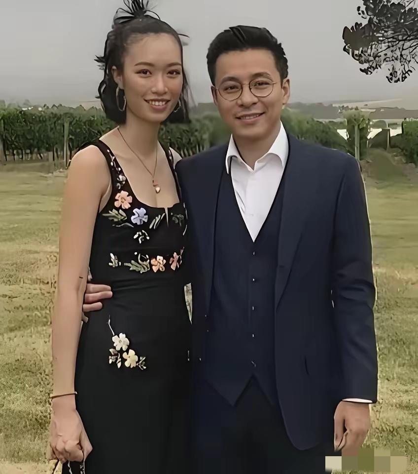 豪门儿媳的天花板原来长这样？霍启仁老婆南风，直接撕碎了“依附豪门”的刻板印象！