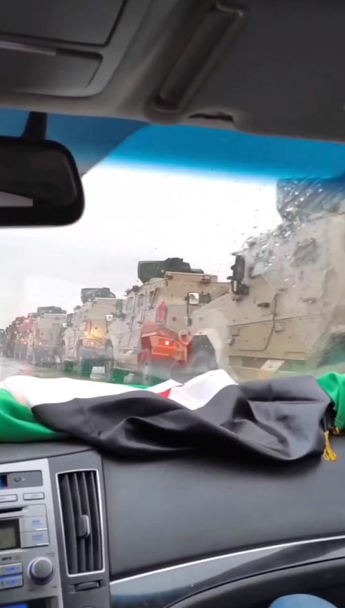 当地时间2026年1月19日，效忠朱拉尼的叙利亚新国防军，HTS武装，开着土耳其