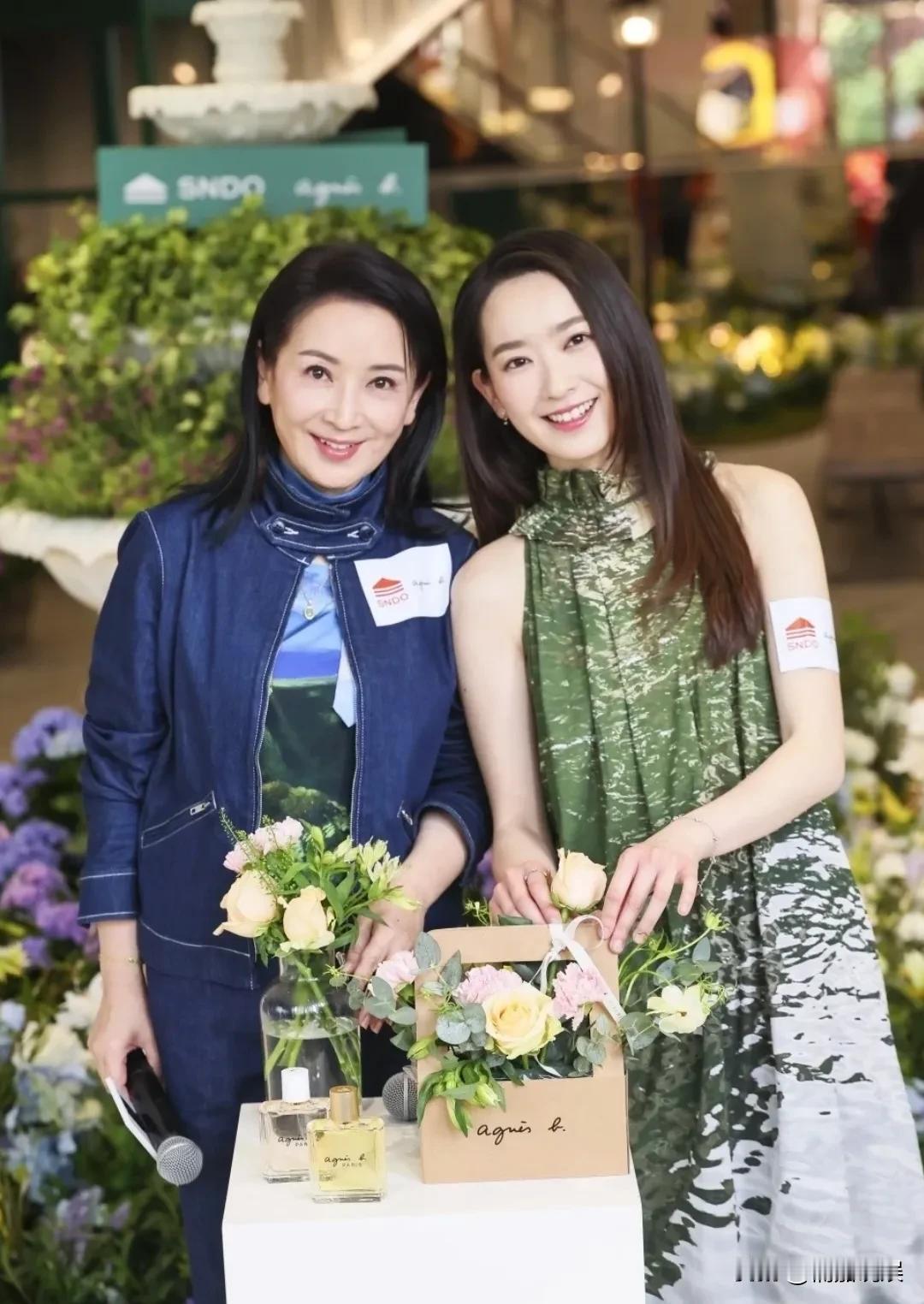 港星龚慈恩和女儿林恺铃一起出席活动，不愧为最美星二代，林恺铃完全吸取了父母的优点