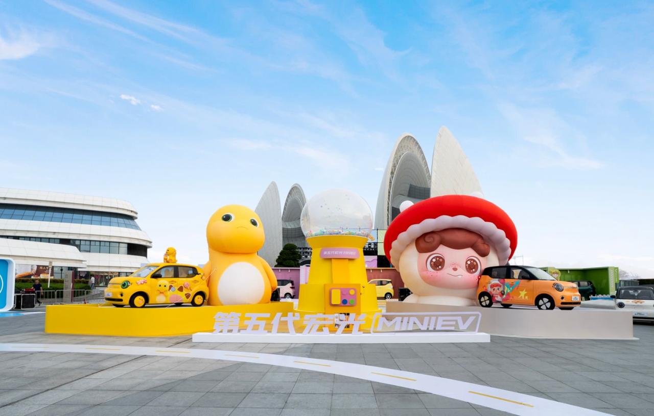 3月27日，五菱全新宏光MINIEV正式上市。新车继续定位微型纯电动车，但迎来了