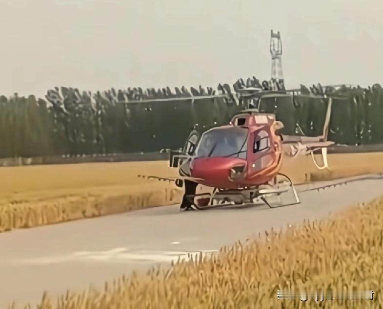 给我看懵了！面条厂搓出了直升飞机，自重98公斤，载重85公斤，时速100公里