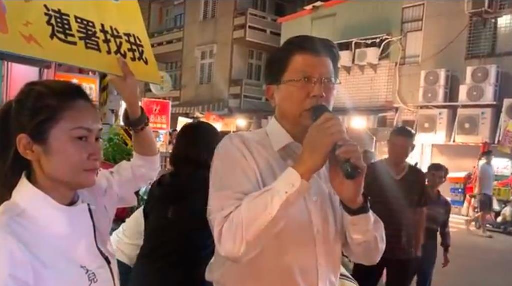 无惧检方起诉，谢龙介曝台南罢免绿委连署1周破4000份台南地检署8日起诉包括副