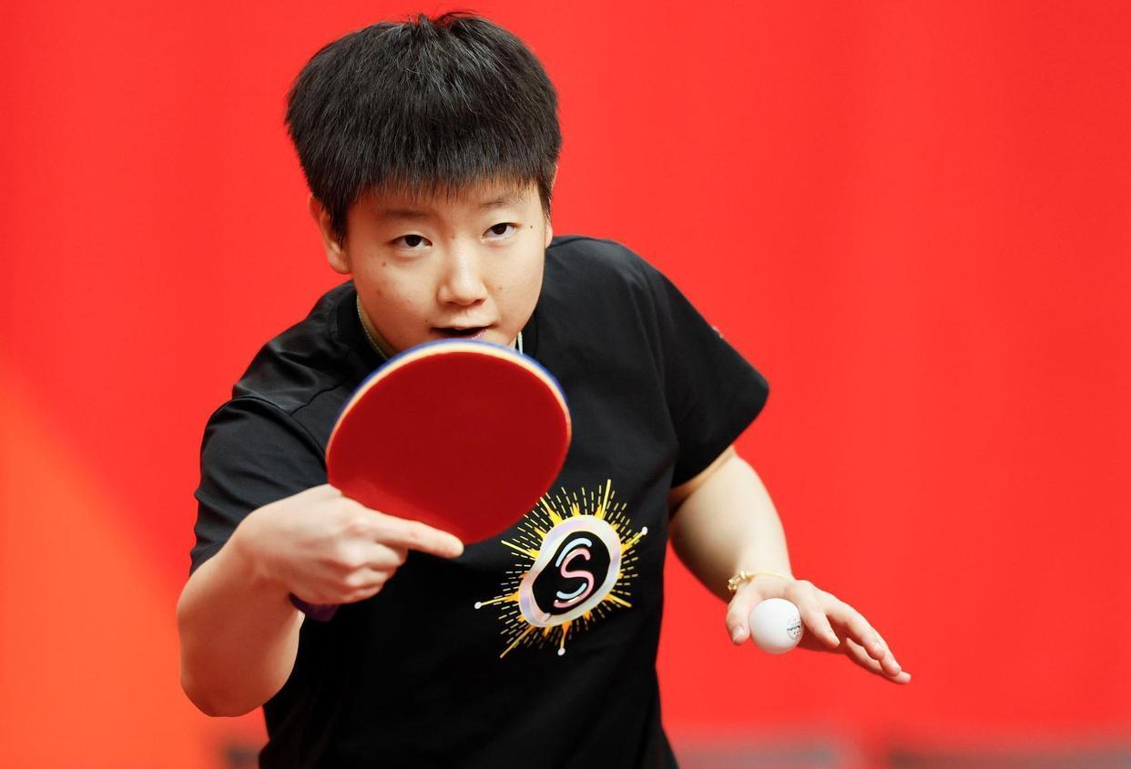 3-0，🇨🇳孙颖莎横扫梁安娜，世界第一王曼昱首盘0-3不敌朱雨玲，🇨🇳女